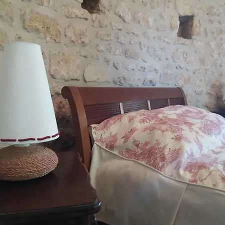 Chateau D'ayron 度假居